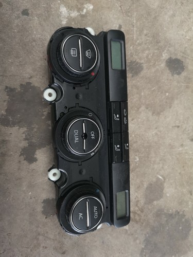 VW Passat B6 3C Climate Control Panel / AC Controls - 3C0 907 044CR