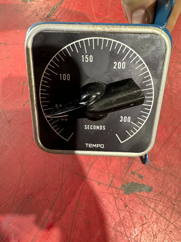 NEW SURPLUS TEMPO 220VAC. 30-300 SEC. TIMER GE 888-157S - Image 4 of 4