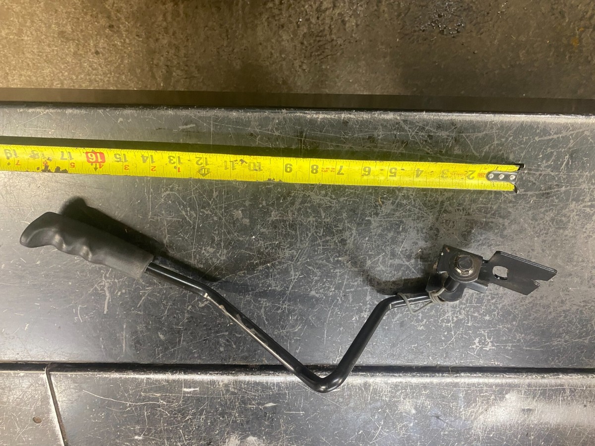 YTH2042 Husqvarna transaxle shift handle #532197660 | eBay