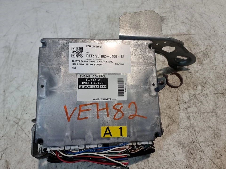 Toyota Rav4 Engine Control Unit ECU 2.0 Petrol Manual 2005 Facelift 89661-42A22 - Image 4 of 4