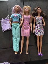 Barbie Lot-3 Dolls, Extra Dress
