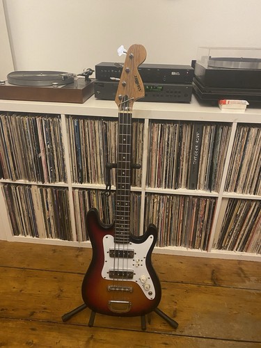 Satalite Short Scale Bass (maybe Teisco)