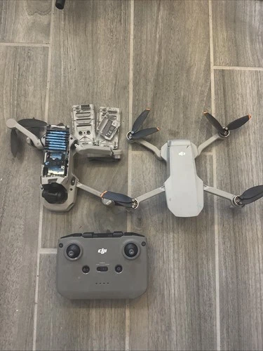 DJI Mini 2 SE And Mini 2