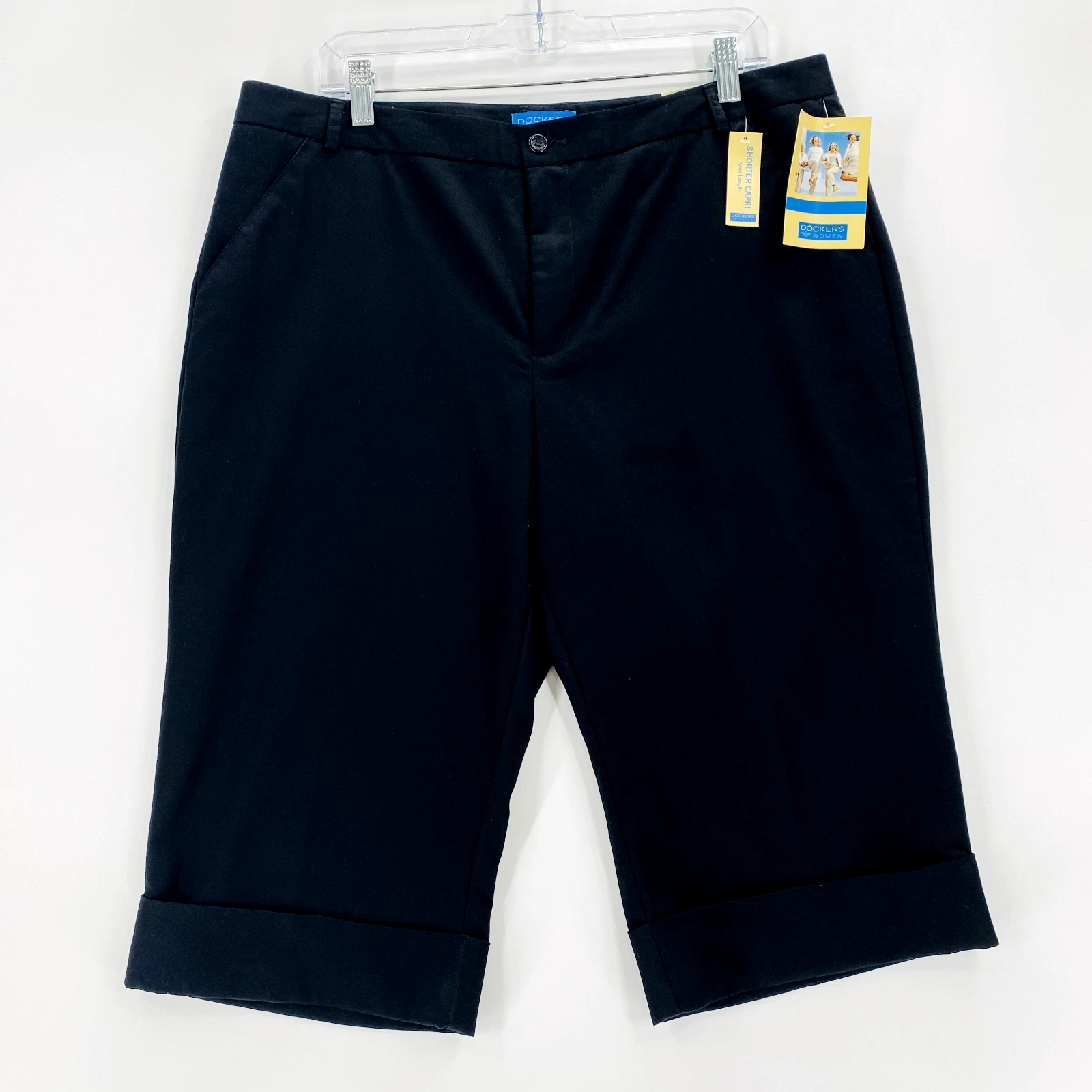 Dockers Women’s Capri Pants Size 16 Black New Shorter Casual Knee Length New