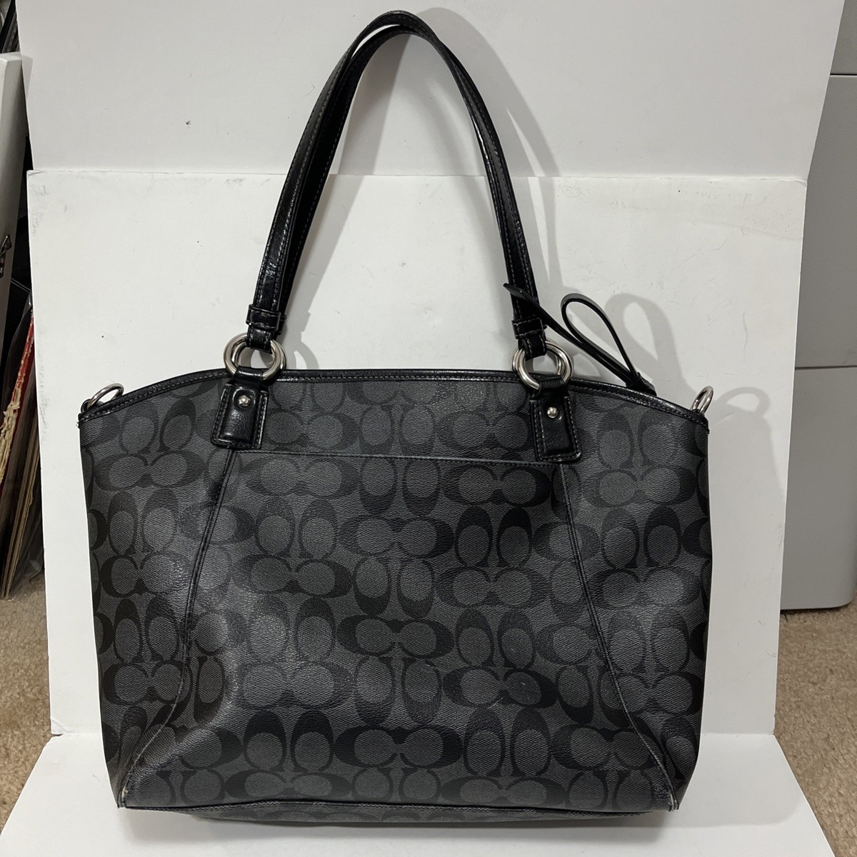 COACH ダークグレー トートバッグ Coach Peyton Pocket Tote Black & Gray F19816 | eBay