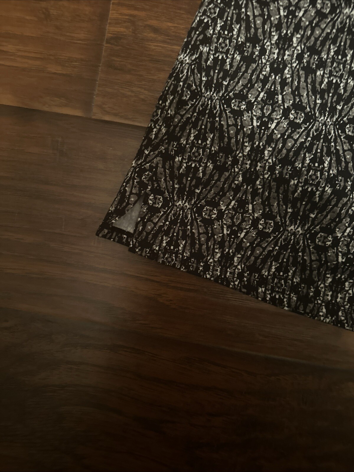 Tranquility Size L Patterned Polyester Spandex Sk… - image 2