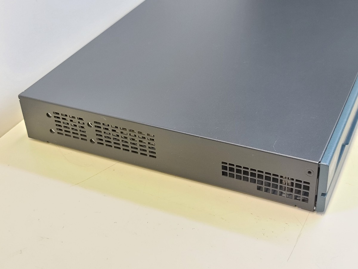 Cisco 1800 Series 1841 Router V05 HWIC 4ESW 256MB RAM/128MB Flash