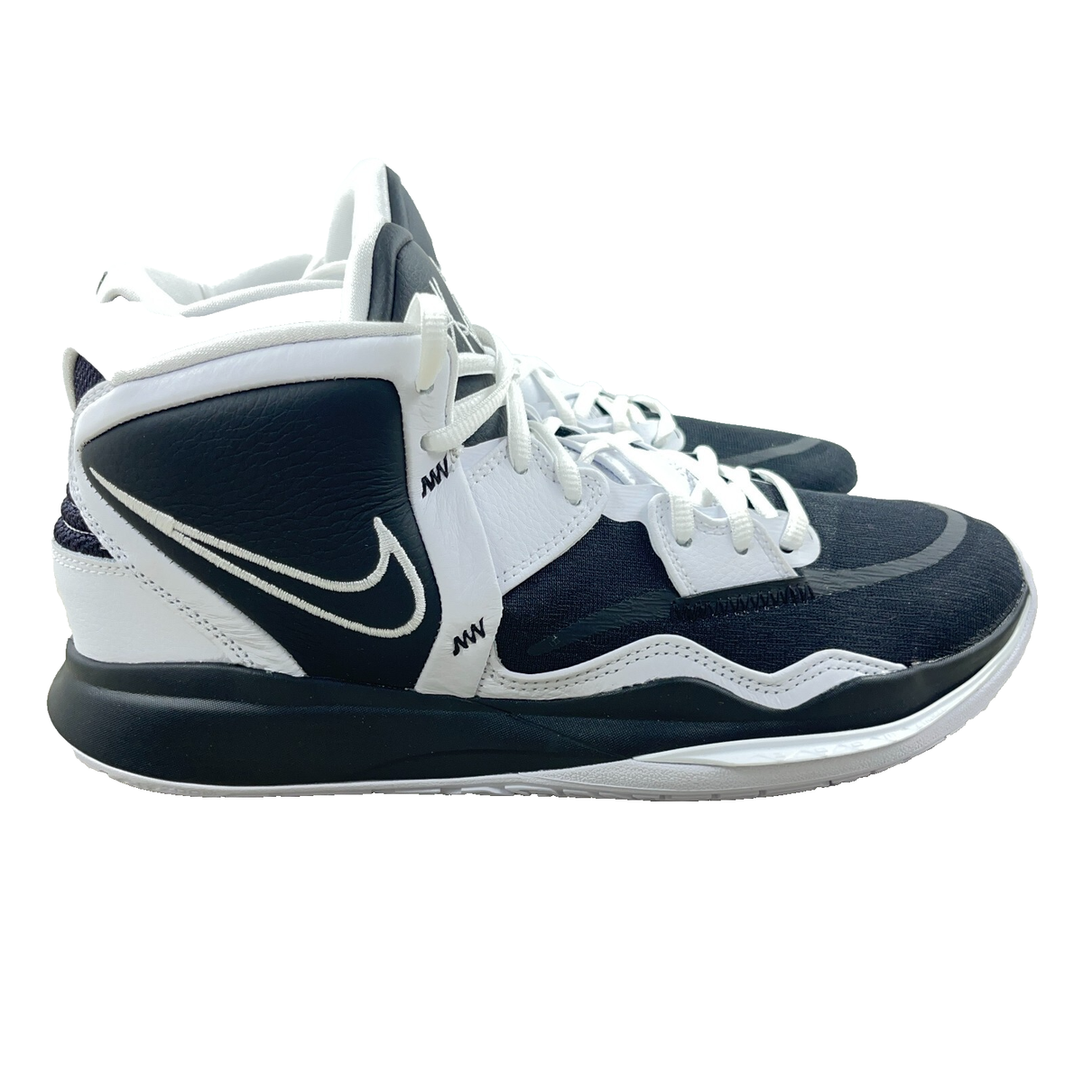 Nike Mens Kyrie Infinity Basketball Shoes Size 10.5 Blk/Wht D09616