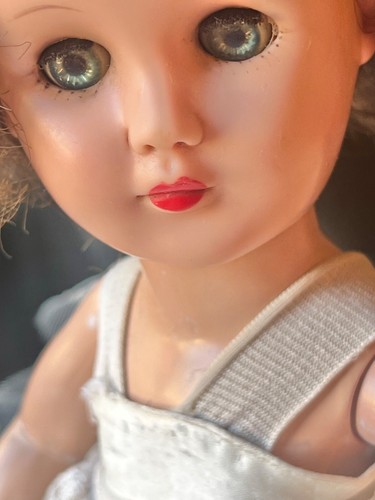 Effanbee Walker Doll With Moving Eyes In Lace & Satin Ivory Clothing VTG - Picture 2 of 15