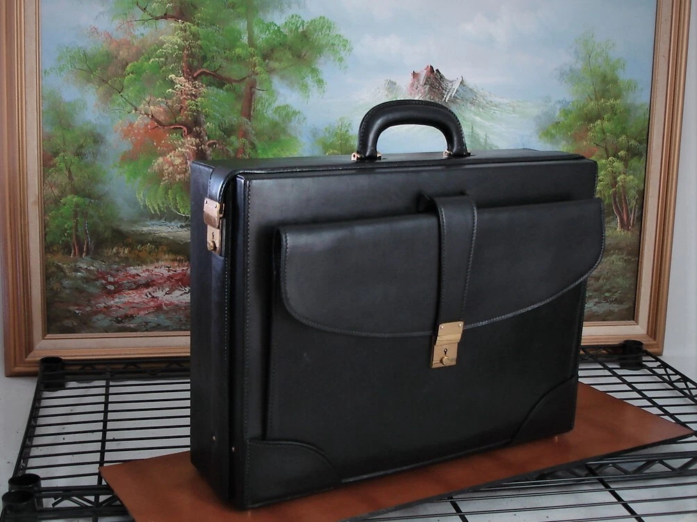 Gucci Leather Authentic Briefcase Attaché Case Travel Bag Business Laptop  Case