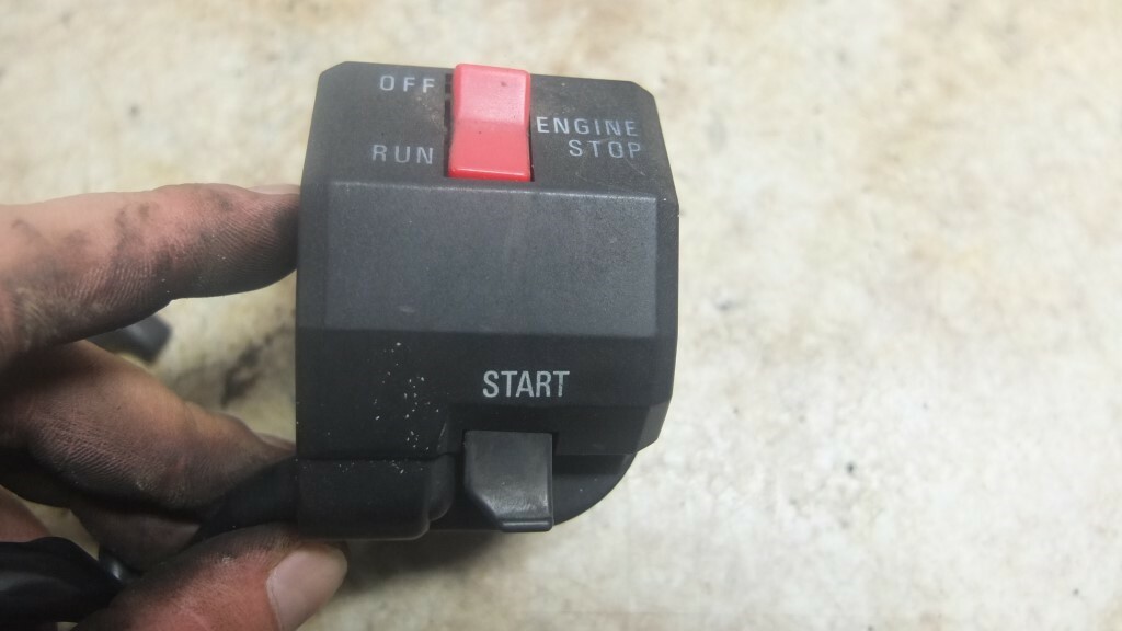 87 Kawasaki ZX1000A ZX1000 ZX 1000 A 1000R Right Hand Control