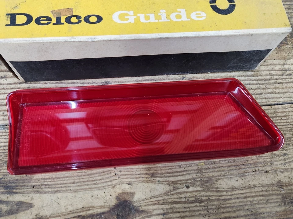 NOS OEM 1962 Pontiac Bonneville Star Chief RH Inner Tail Light Lens GM 5953384 - Image 3 of 4