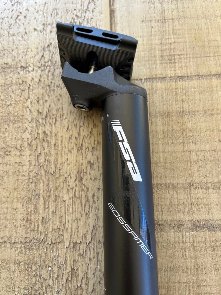 TIJA DE SILLÍN DE ALEACIÓN FSA GOSSAMER 31,6X350 mm SB-20 NEGRA 365 G NANO ABRAZADERA PERNO ÚNICO Foto 2 de 4