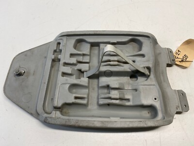 BMW e21 / 320/6 / 2.Serie / Bordwerkzeug Tasche Behälter - ohne Inhalt !
