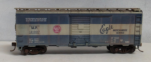 Coche de carga Missouri Pacific RR 40' SD 121007 Athearn HO construido por el dueño Kadee MTL Whl | Condition: Used
