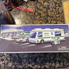 1998 Hess Recreation Van with Dune Buggy and Motorcycle