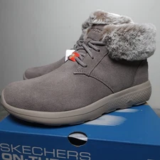 Skechers On-the-Go City 2 Winter Wishes Gray Suede Ankle Boots 8.5 wide