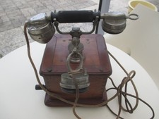 TÉLÉPHONE ANCIEN. MODÉLE FRANCE 1910.