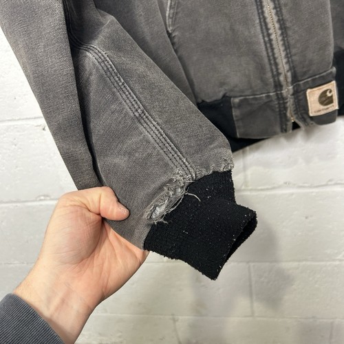 Vintage Carhartt Quilted Southwest Jacket “Black Aztec” J78 BLK Men’s Small - Picture 6 of 13