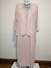 Women's Formal R M Richards 2 Piece Set In Blush, Size 10 Beautiful Detailed Emb