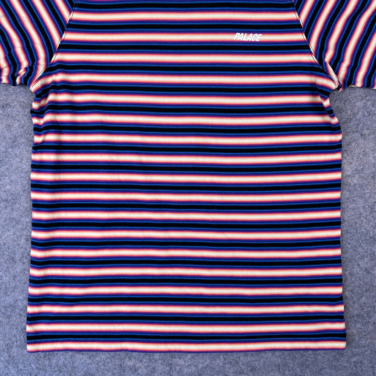 Palace Skateboards Neon Stripe Tee Men XL Extra Large Blue Palace Skateboards Neon Stripe Tee Men XL Extra Large Blue