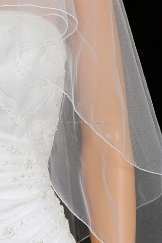 2T White Fingertip Length Pencil Edge Center Gathered Bridal Wedding Veil - Picture 4 of 5