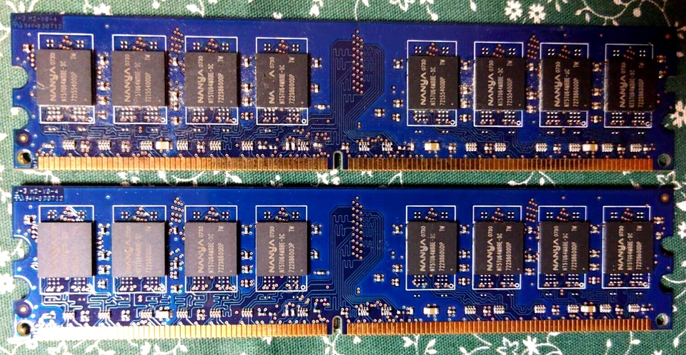 Nanya NT1GT64U8HB0BY-3C PC2-5300U-555-12-E1 1GB 2Rx8 240-pin DIMM, Non-ECC DDR2 - Image 4 of 4