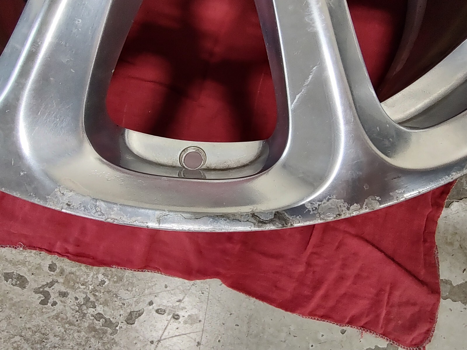 Maserati Quattroporte OEM wheels