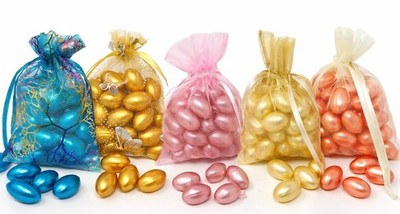 Lot of 35 Fragranced Bath Oil Beads in Silk Organza Pouches   Choose Scent