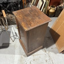 Antique Dark Wood Cabinet Night Stand Pot Cupboard Bedside Cabinet