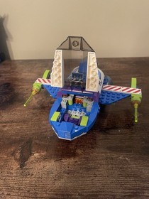 LEGO Toy Story 7593 Buzz's Star Command Spaceship Buzz Lightyear (no minifigs)