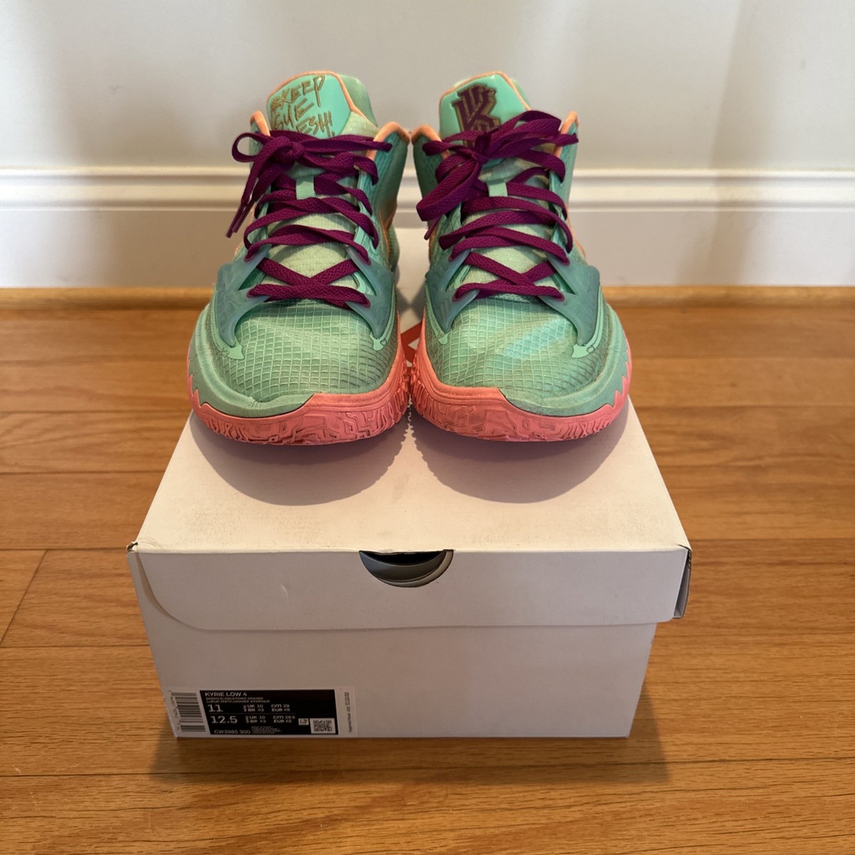 バスケットボール NIKE - NIKE KYRIE LOW 4 EP Keep Sue Fresh 26.5 Nike Kyrie 4 Low Keep Sue Fresh Men's - CZ0105-300/CW3985