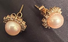 6.5 mm 14k Genuine Pearl  Diamond Earrings in Pristine Condition