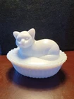 Vintage Westmoreland Milk Glass Reclining Cat On Basket