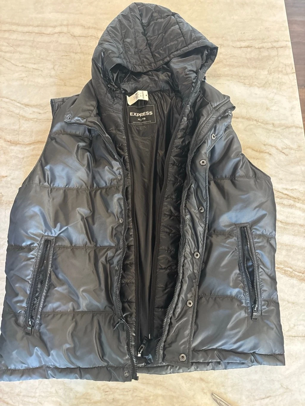 Men's Express Black Hooded Puffer Vest XL