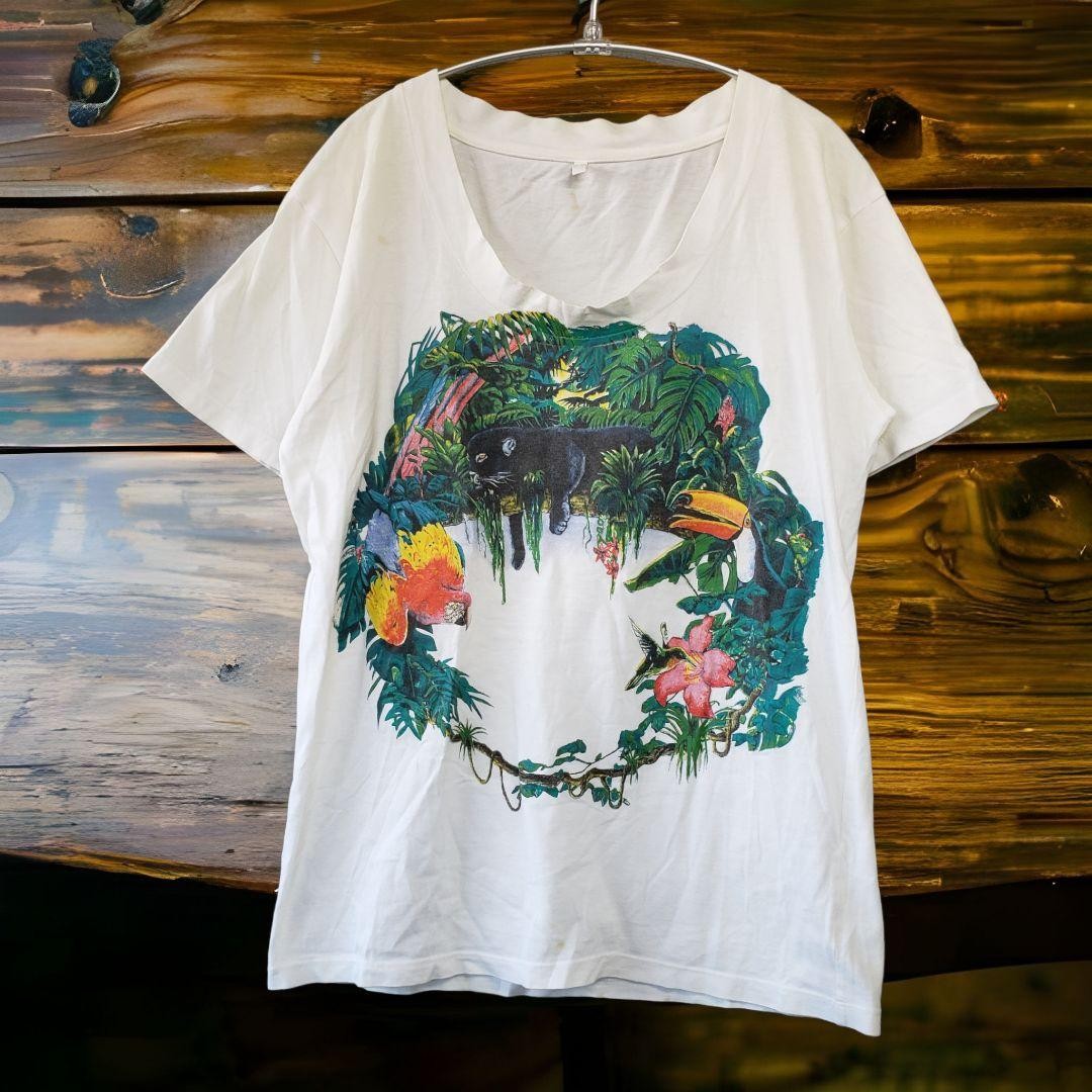 USED BALENCIAGA T-SHIRT, WHITE, PATTERNED ACCEPTABLE