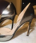 Exquisite MANOLO BLAHNIK Metallic Silver Leather Pumps Shoes - Size 37 EU / 6 US — photo 5