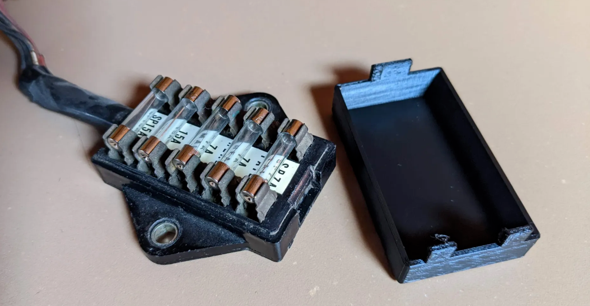 Fuse Box Cover for Honda CB400F | eBay