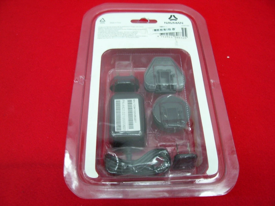 NAVMAN AA007400 GPS AC CHARGER TRAVEL INTERNATIONAL POWER ADAPTER UK EU US AUS - Image 3 of 4