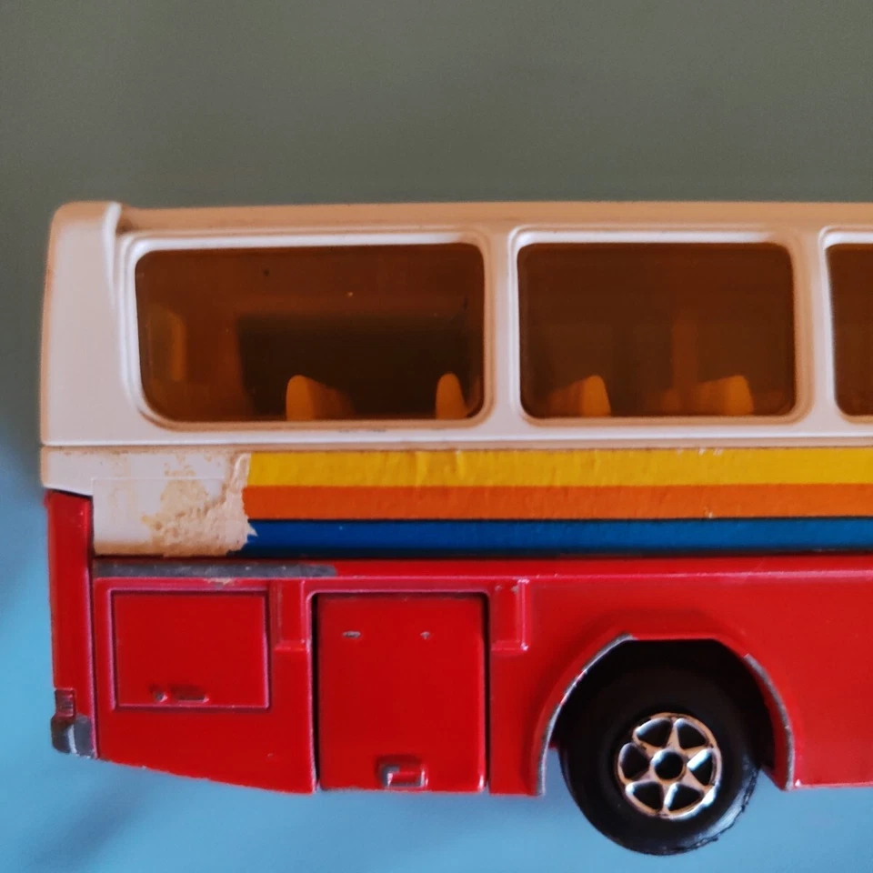 Autobus MERCEDES della MAIORETTE SCALA 1:55 (LEGGI BENE)  - Immagine 2 di 4