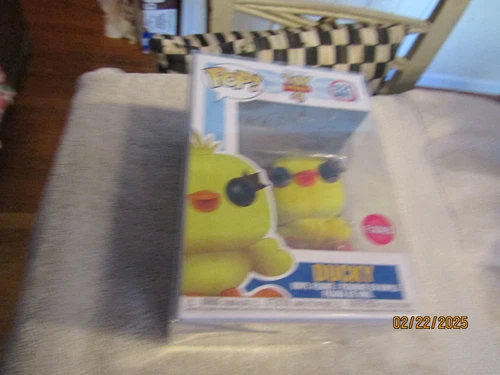 Funko Pop Disney Pixar Toy Story 4 Ducky #531 SE Flocked  w Pop Protector NEW