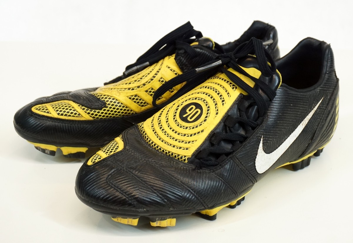 Vintage Nike Total 90 Shoot 2 Black & Yellow Soccer Cleats US 7 UK