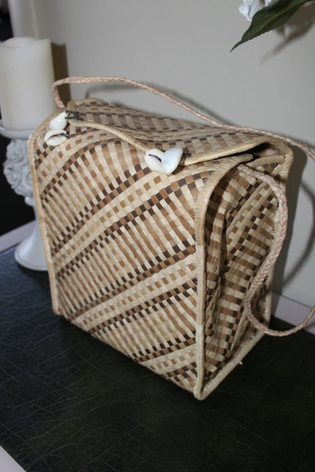 Retro Boho Chic Seashell,Shells,Rattan Woven Bag,Handbag,Oka,Neptune,India Jane - Image 3 of 4