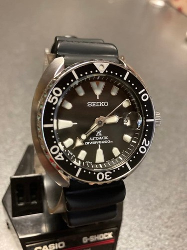 Seiko Prospex SRPC37J1 Date St. Acier Plongeurs 200M Blk SLV Automatique Montre - Photo 1 sur 10