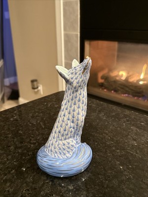 RARE Herend Blue Fishnet 24k Gold TFox Gazing Upward Figurine - 6.5'' Tall 15303
