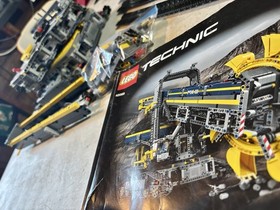 LEGO Technic Bucket Wheel Excavator 42055 Motorised 3929pcs Incomplete