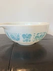 VTG Pyrex Amish Butterprint Cinderella Mixing Bowl White Turquoise 2-1/2 QT #443