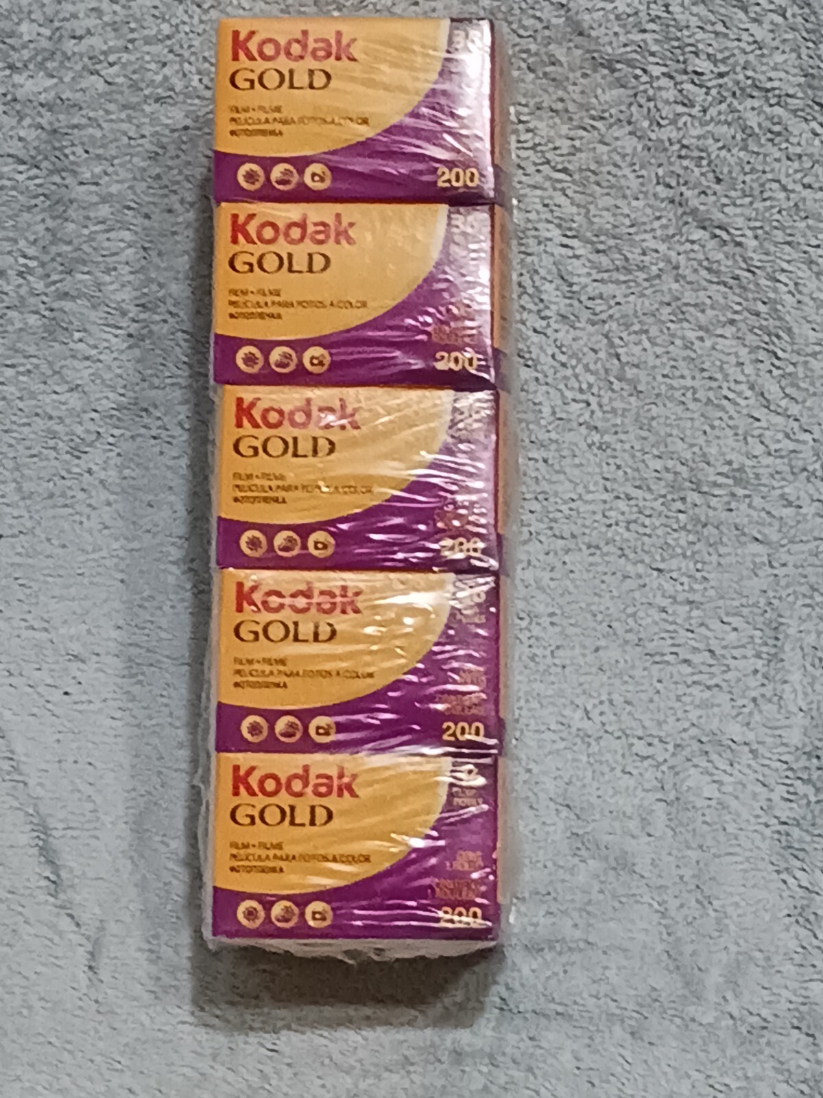 Kodak GOLD 200 Color Negative Film ISO 200 35mm Roll Film 36 Exposures - 10 Pack