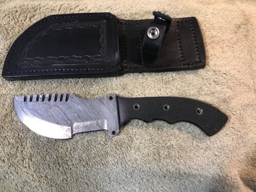 5 Inch Hunting Survival Knife Damascus Steel Blade NonSlip Handle Leather Sheath