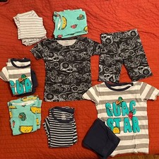 Carters Pajamas 7/7A Lot Of 7 Short Sleeves and shorts